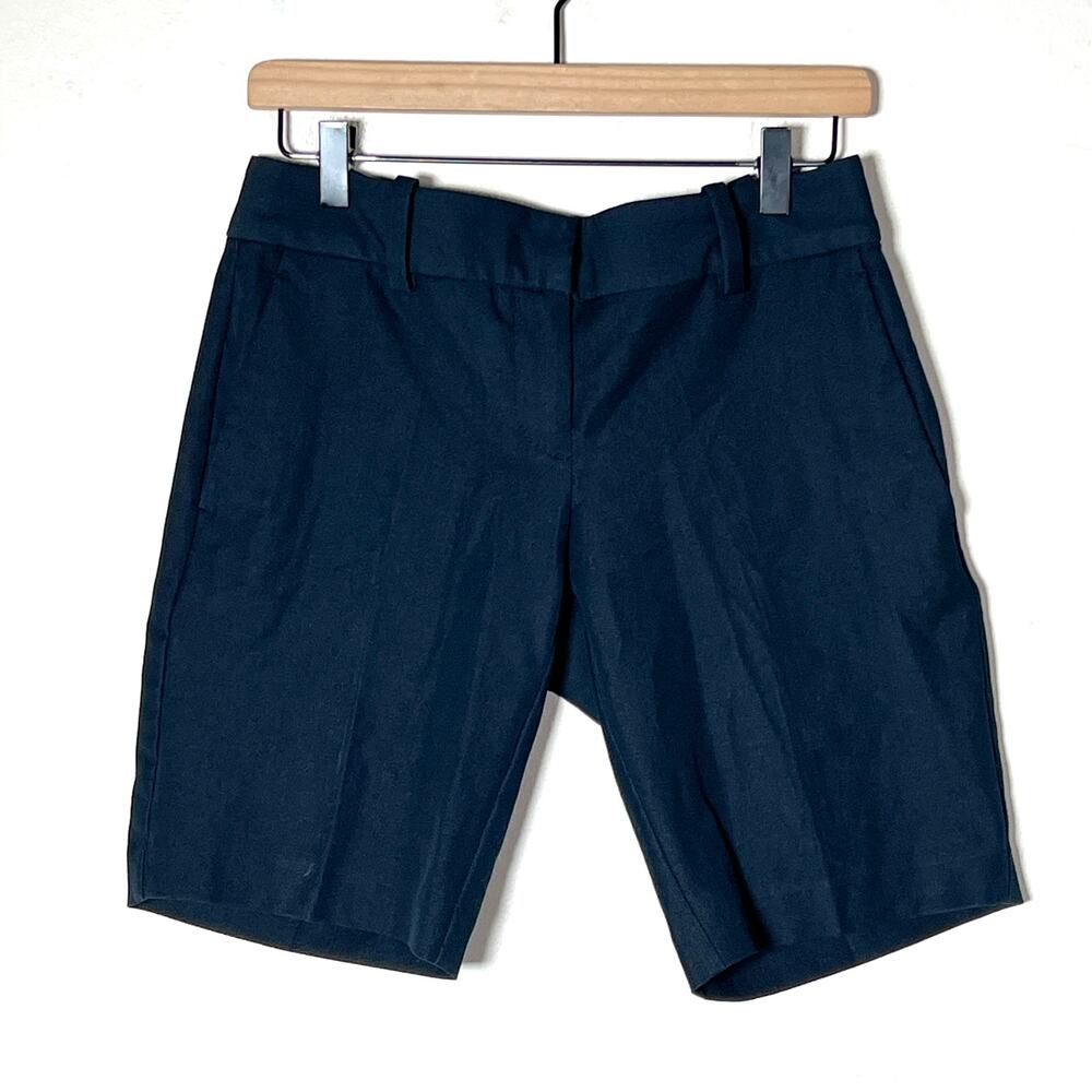 Ann Taylor navy blue dress shorts size 0 B53